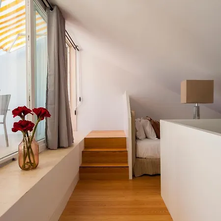 Crucifixo Duplex With Terrace 아파트 *