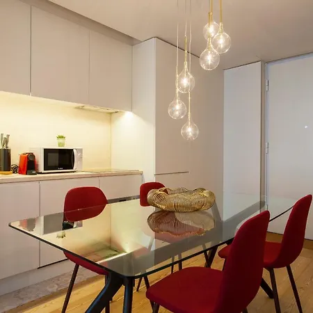 아파트 Crucifixo Duplex With Terrace 리스본